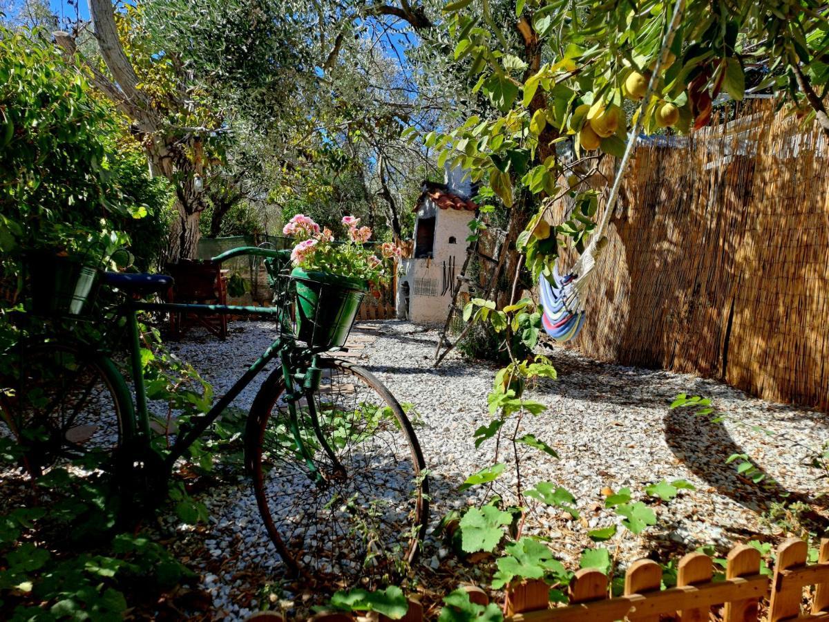 Sol'S Place Mytilene Bagian luar foto