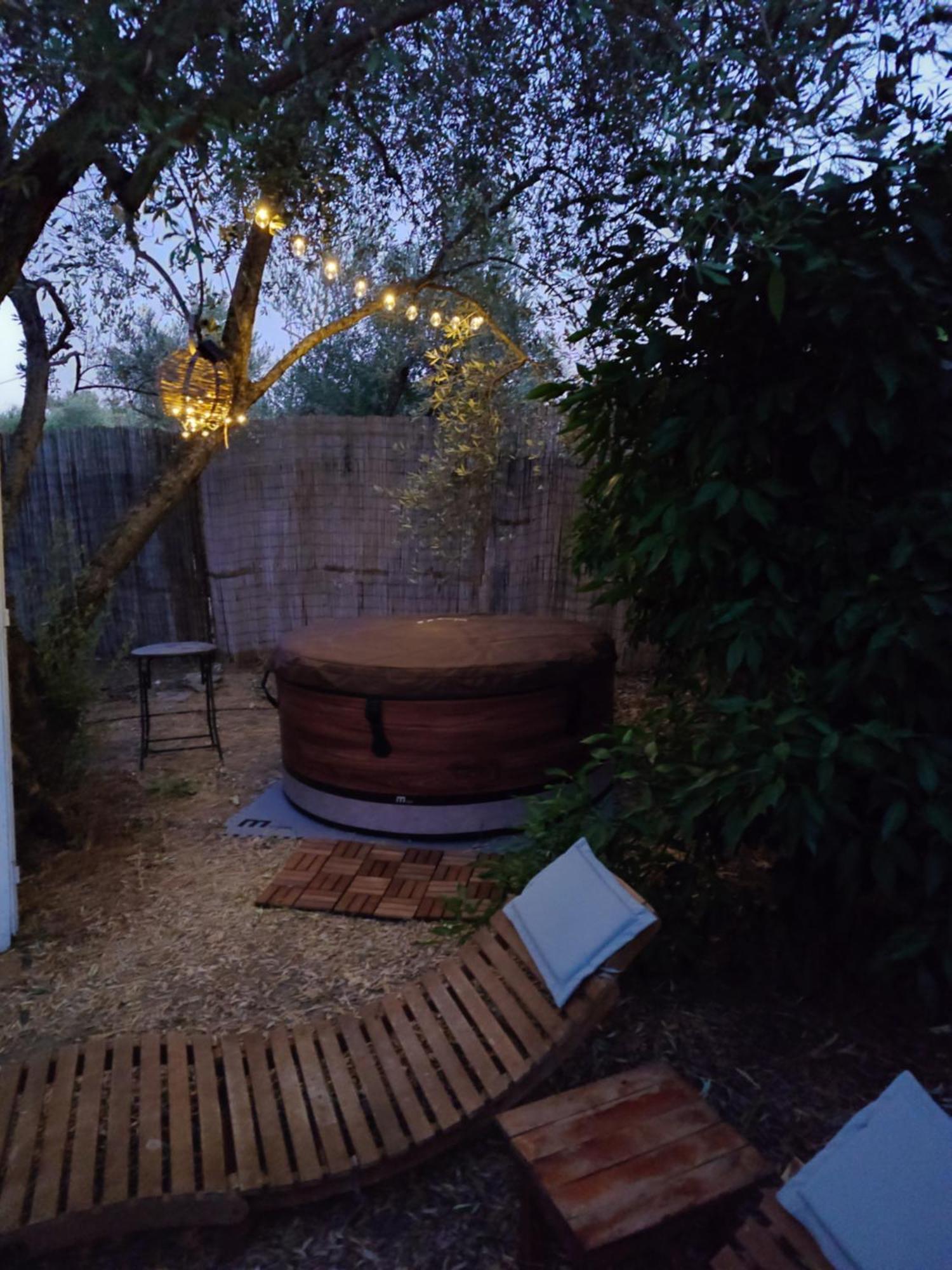 Sol'S Place Mytilene Bagian luar foto
